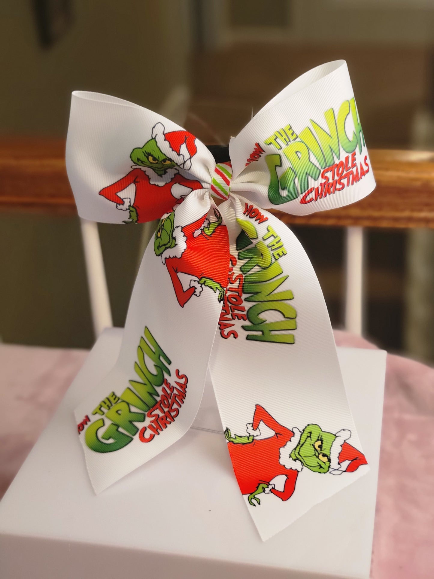 Grinch sailor bow style 1