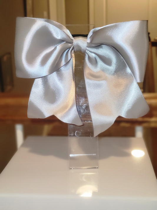 Gray silk cheer style bow