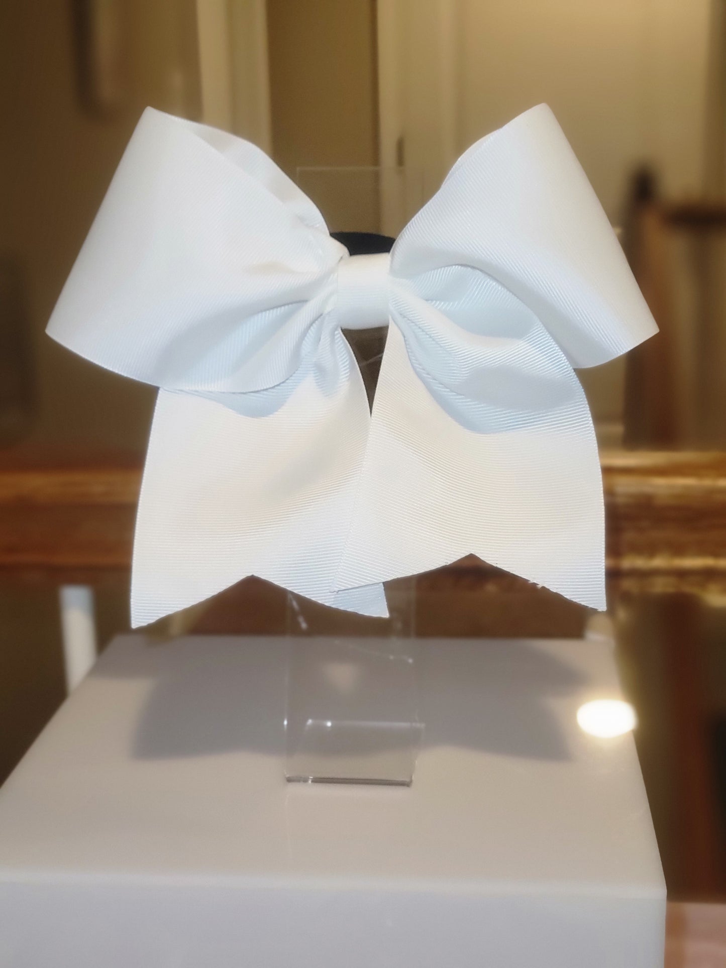 White cheer bow