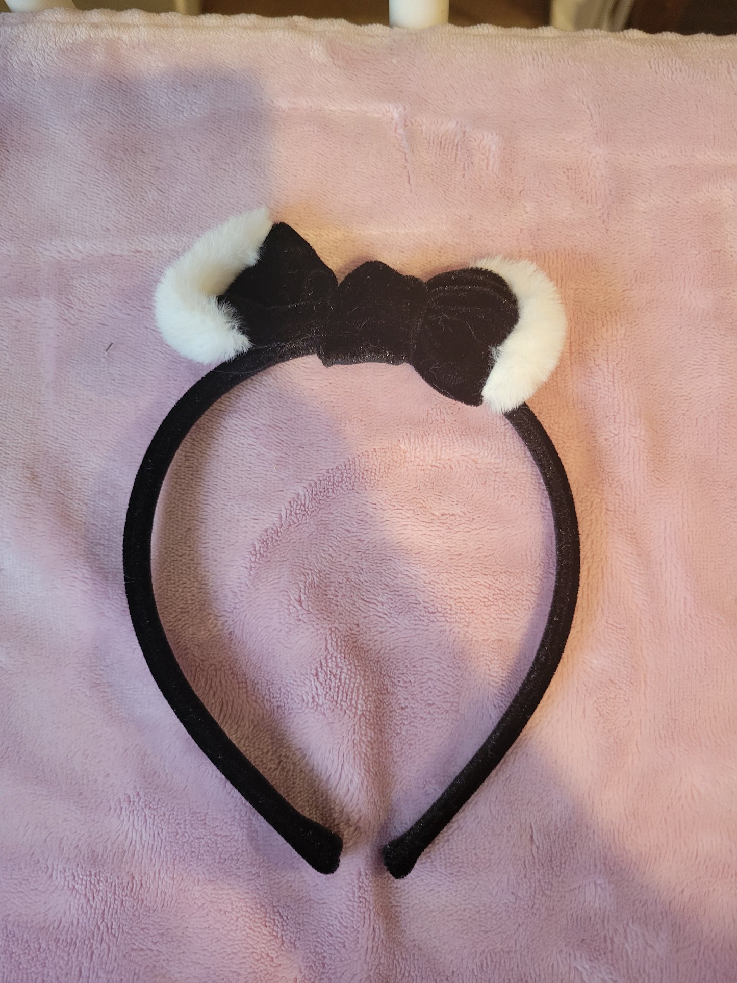 Black velvet headband