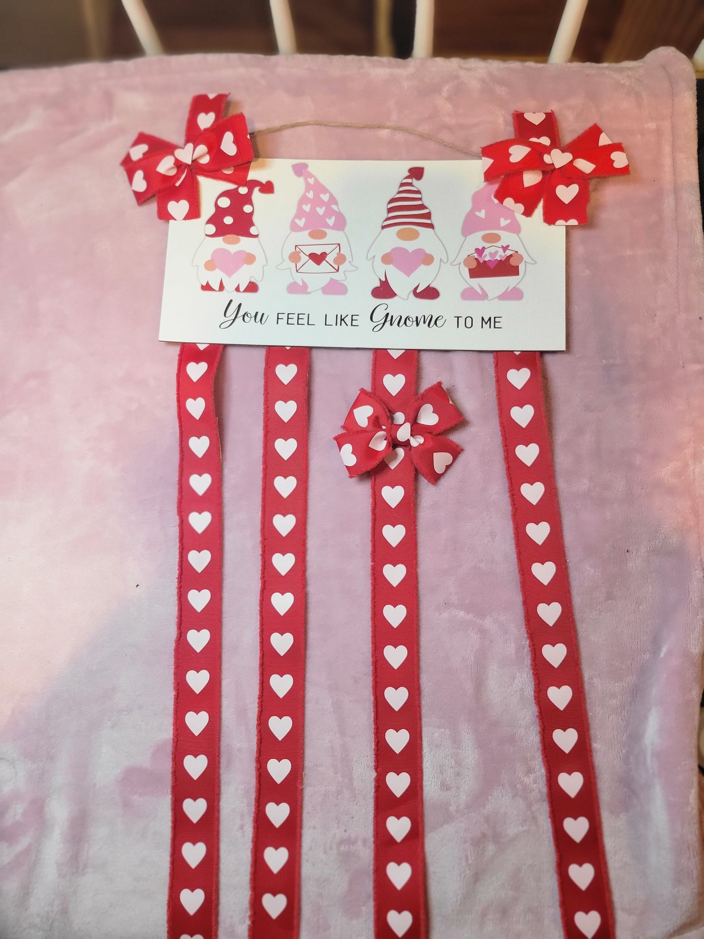 Gnome valentine bow holder plus valentine bow.