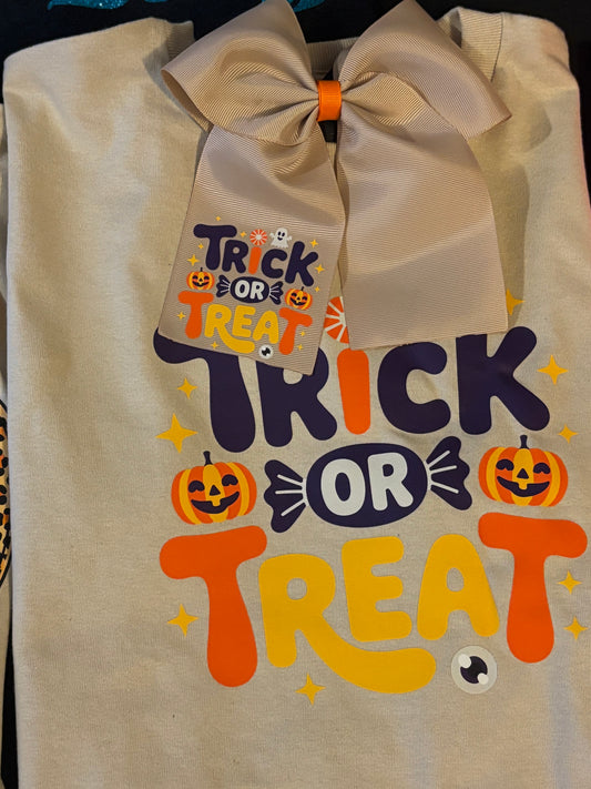 Trick or treat set tee and b