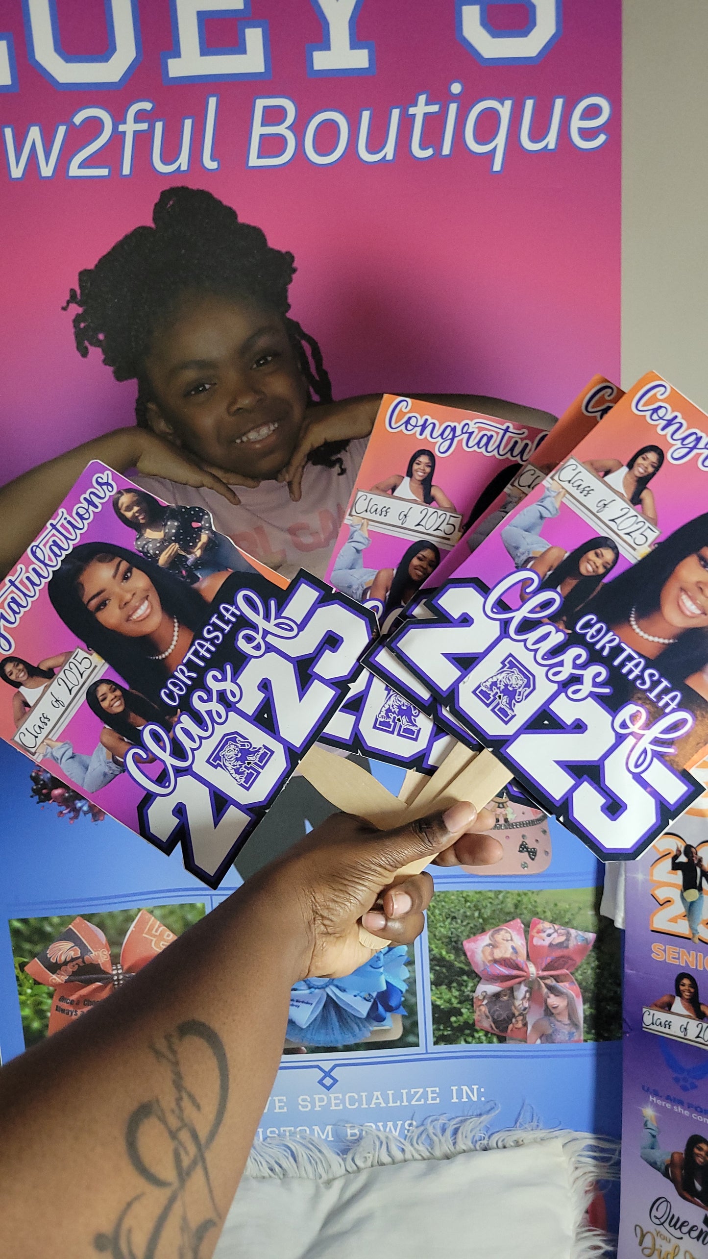 Graduation or party  fans paperback