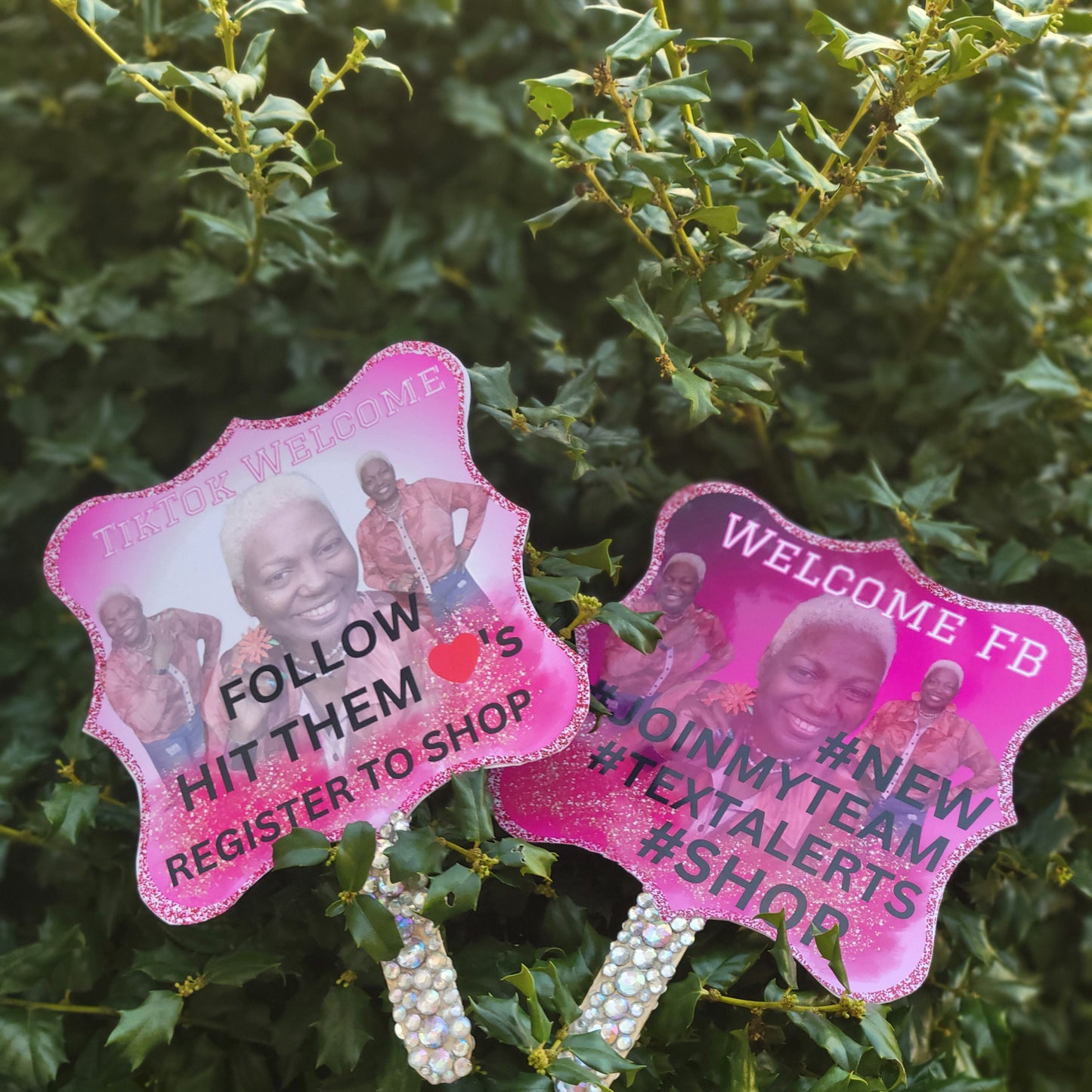 Graduation or party  fans paperback